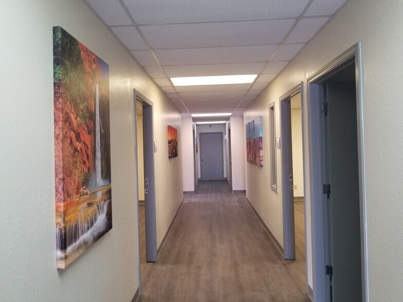 More Photos Of 2601 N Stockton Hill Rd, Kingman Office For Lease
