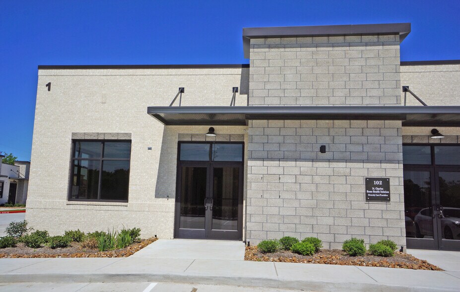 More Photos Of 202 Industrial Blvd, Sugar Land Loft Creative Space For Lease