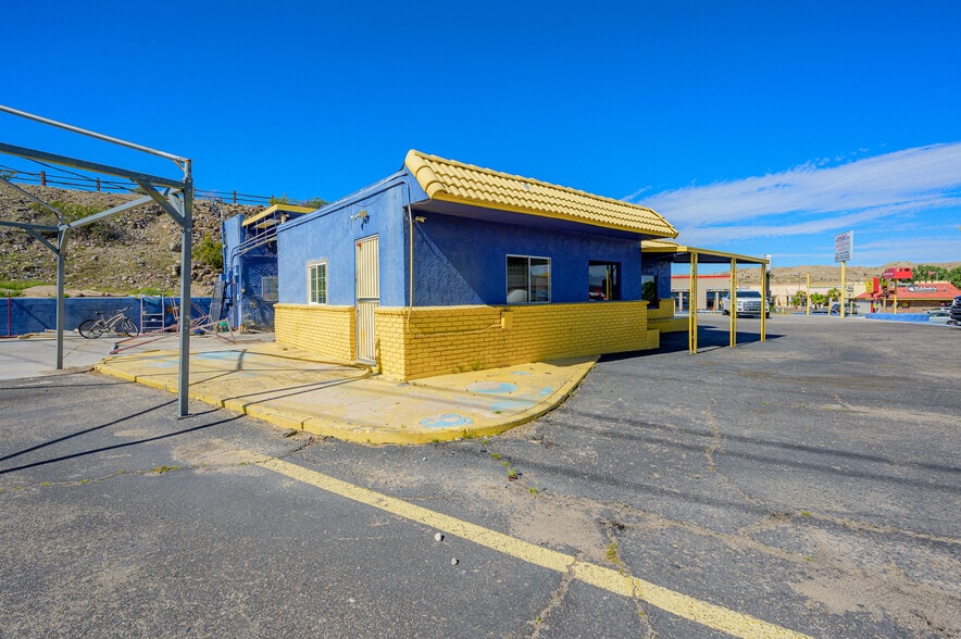 More Photos Of 1770 Highway 95, Bullhead City Specialty For Sale