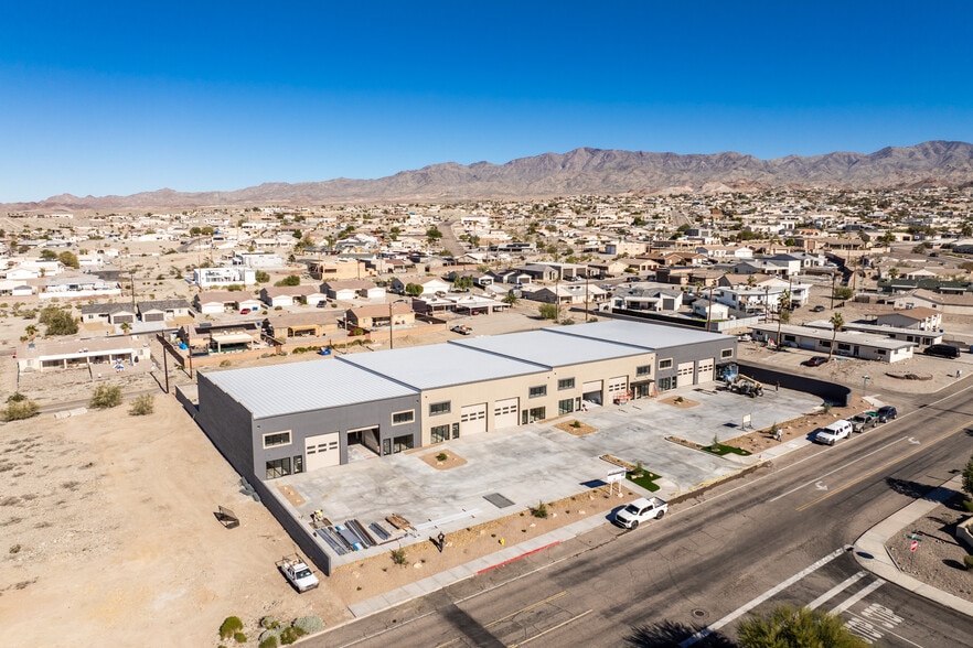 More Photos Of 2995 Kiowa Blvd N, Lake Havasu City Industrial For Lease