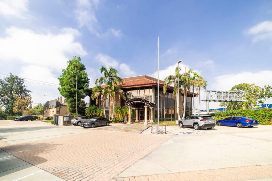 More Photos Of 3218 E Holt Ave, West Covina Loft Creative Space For Sale