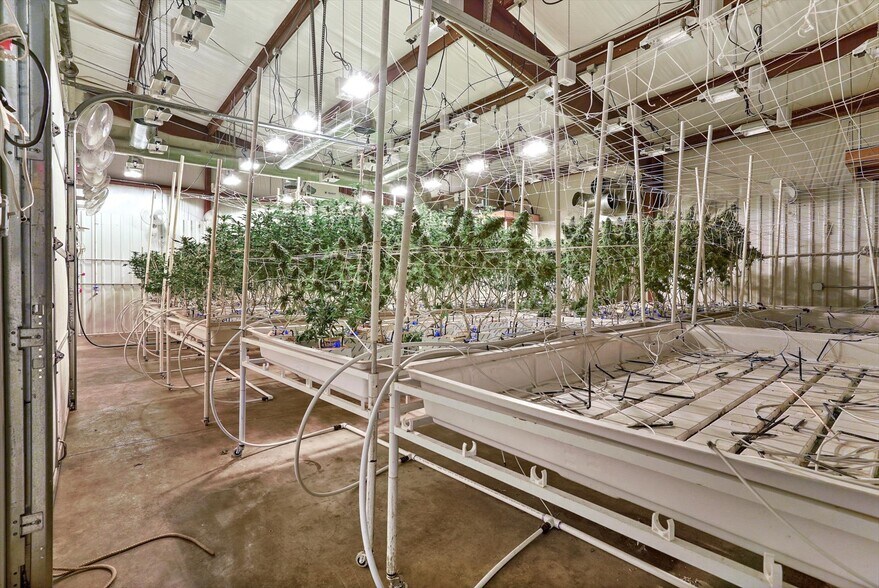 More Photos Of 12670 S Highway 48, Bristow Warehouse For Sale