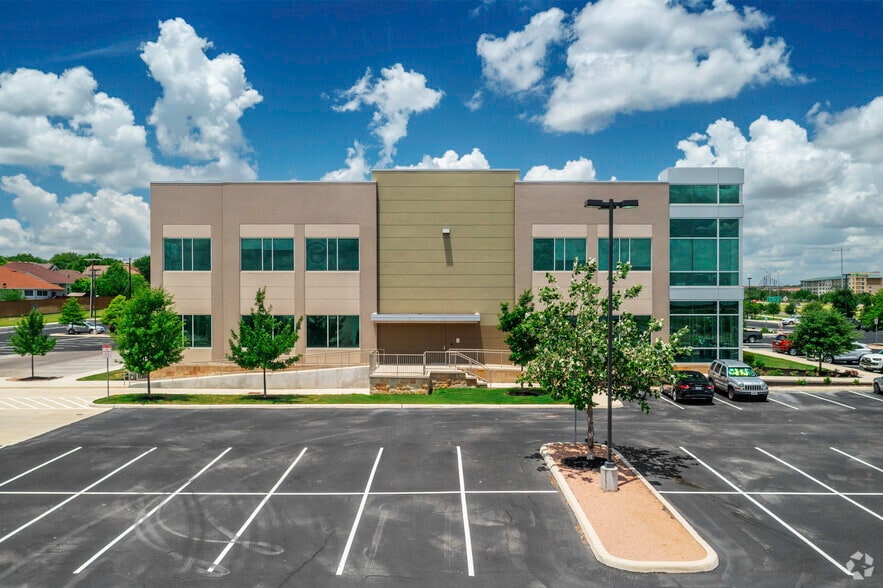 More Photos Of 9810 State Highway 151, San Antonio Office For Lease