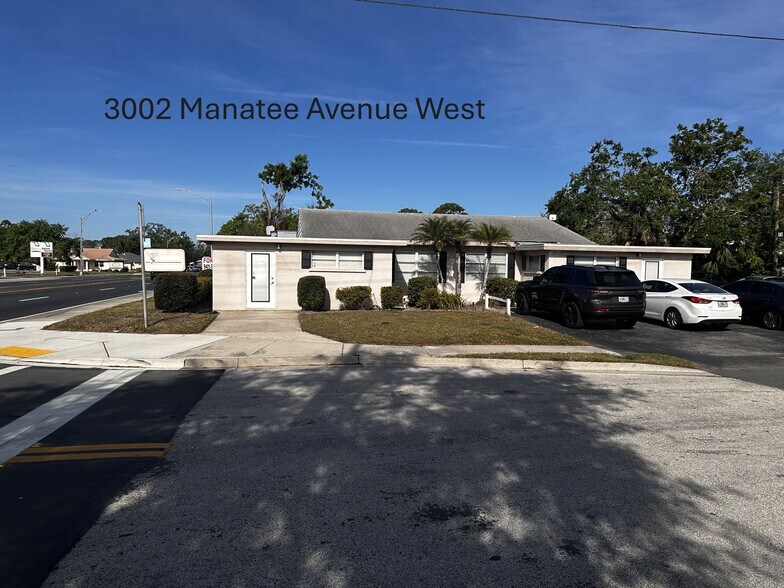 More Photos Of 3002 Manatee Ave, Bradenton Medical For Sale