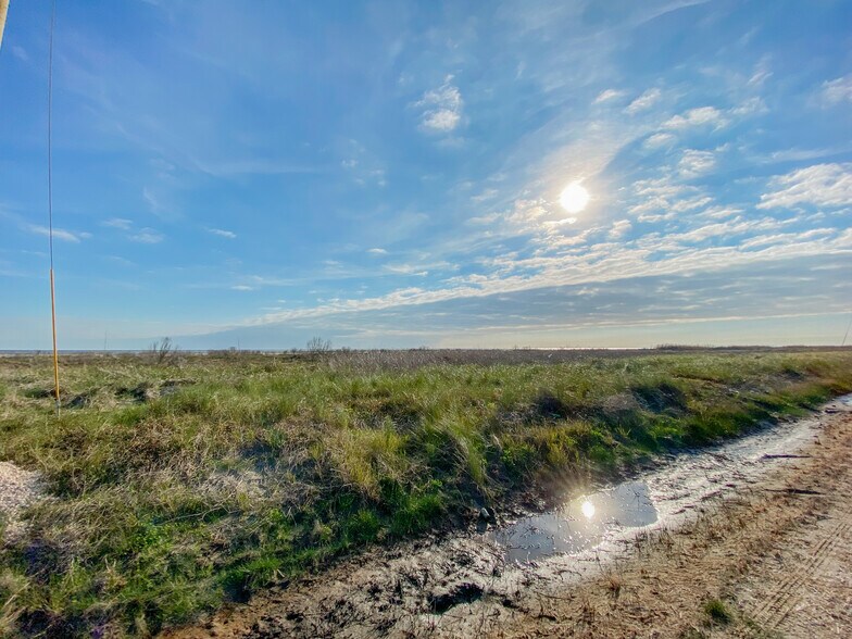 More Photos Of TBD Gulf Beach, Cameron Land For Sale