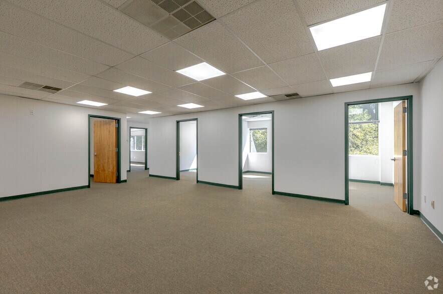 More Photos Of 243-247 Route 100, Somers Township Unknown For Lease