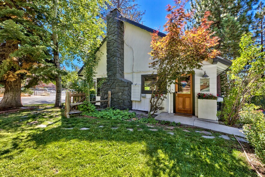 More Photos Of 201 State Line Rd, Kings Beach Office For Lease