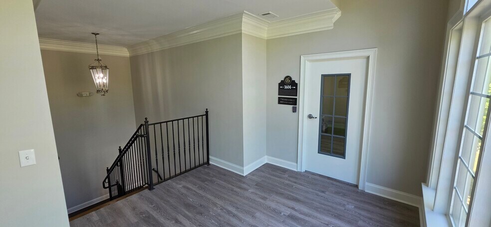More Photos Of 4080 McGinnis Ferry Rd, Alpharetta Office Residential For Lease