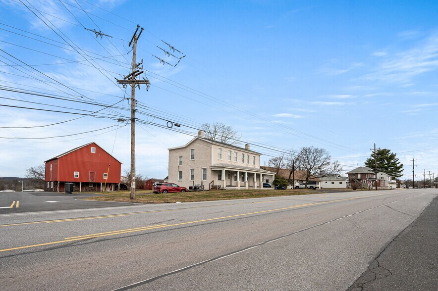 More Photos Of 2933 E High St, Pottstown General Retail For Sale