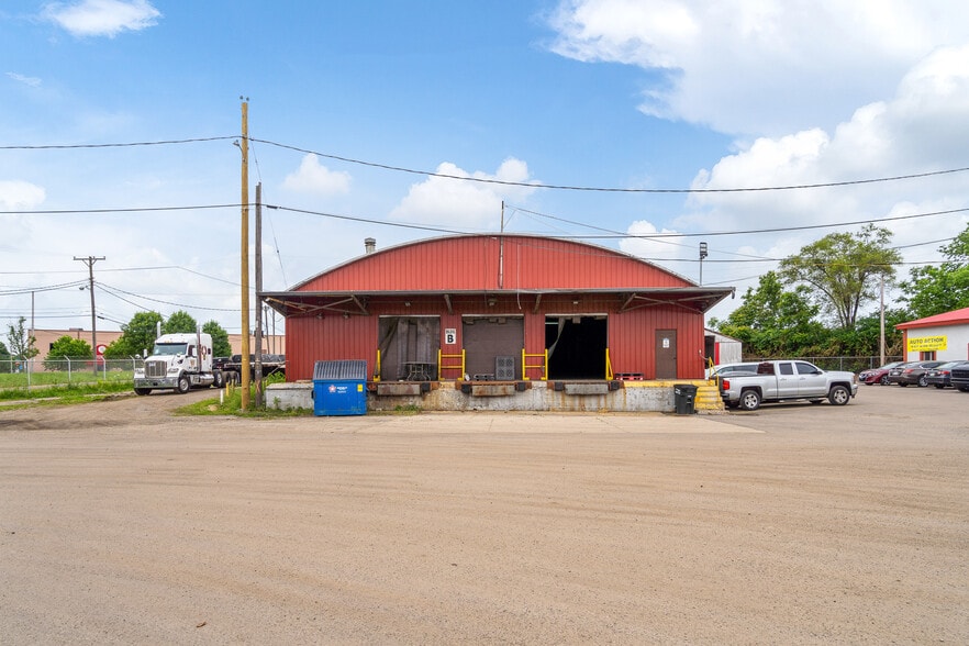 More Photos Of 1227 Deeds Ave, Dayton Warehouse For Lease