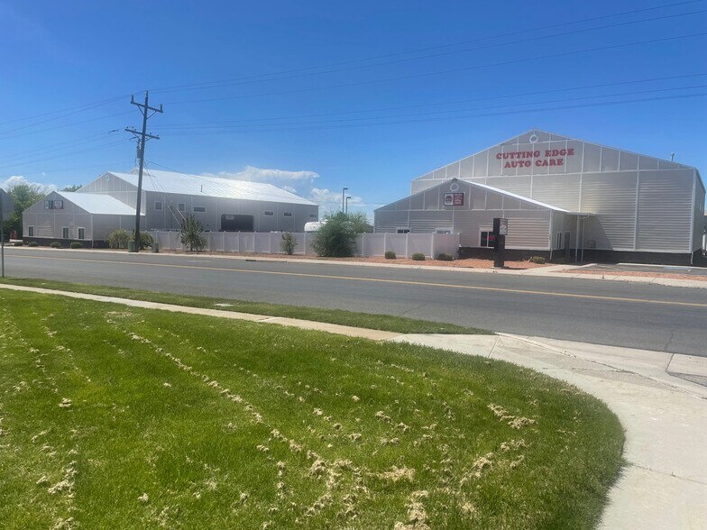 More Photos Of 405 N 1000 W, Clearfield Warehouse For Sale