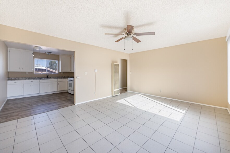More Photos Of 1050 Gaviota Ave, Long Beach Apartments For Sale