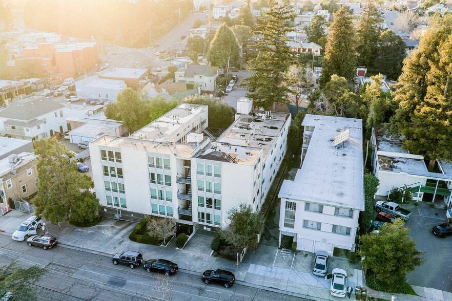 More Photos Of 3525 Dimond Ave, Oakland Apartments For Sale