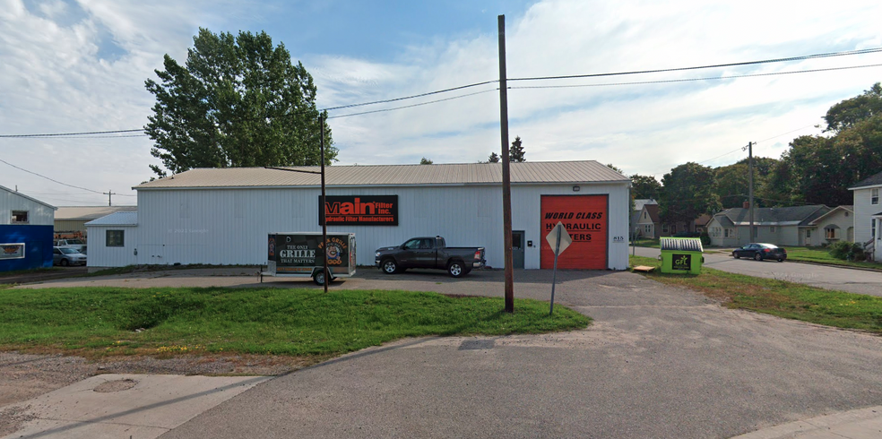 Primary Photo Of 815 Meridian St, Sault Sainte Marie Distribution For Lease