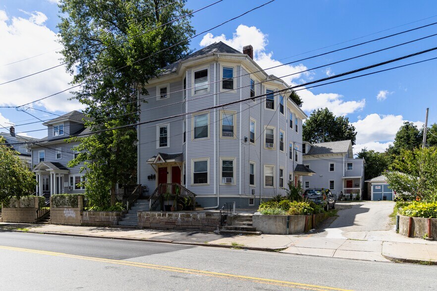 Primary Photo Of 191 Dexter St, Providence Multifamily For Sale