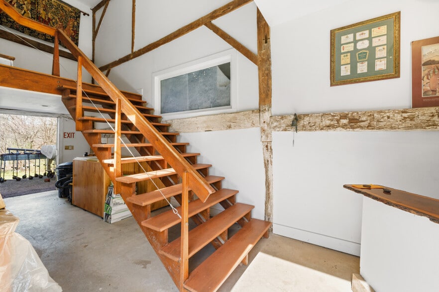More Photos Of 52 Allhusen Rd, New Paltz Winery Vineyard For Sale