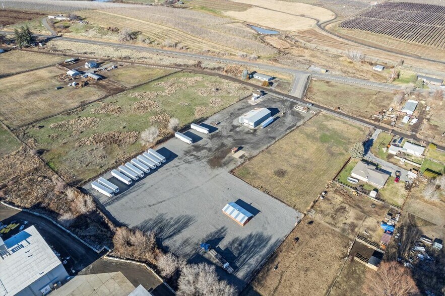 More Photos Of 10906 Hackett Rd, Yakima Industrial For Sale