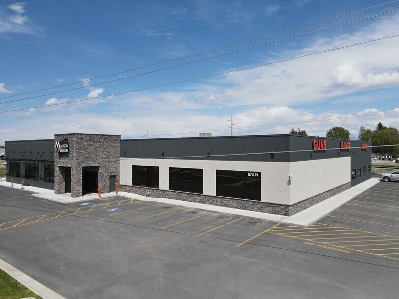 More Photos Of 870 N 2nd E, Rexburg General Retail For Lease