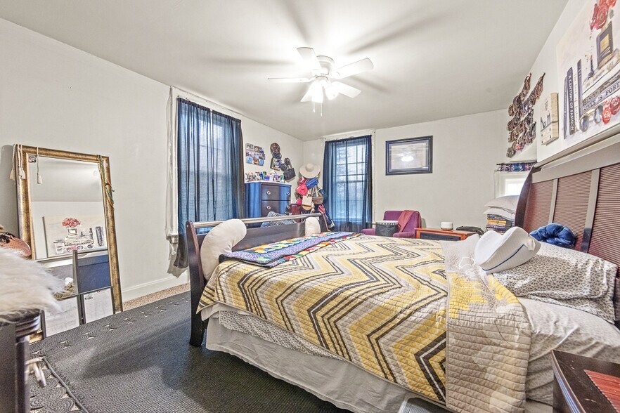 More Photos Of 203 Glamorgan St, Alliance Apartments For Sale