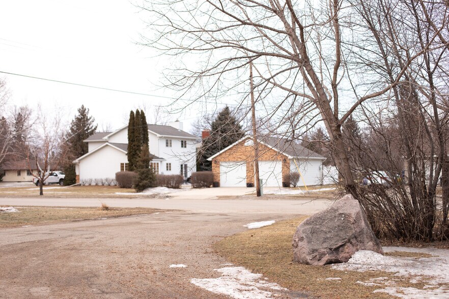 More Photos Of 1220 N Front St, Crookston Apartments For Sale