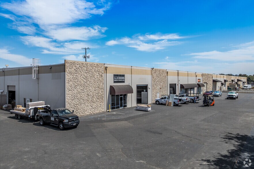 Primary Photo Of 2544 Port St, West Sacramento Warehouse For Lease