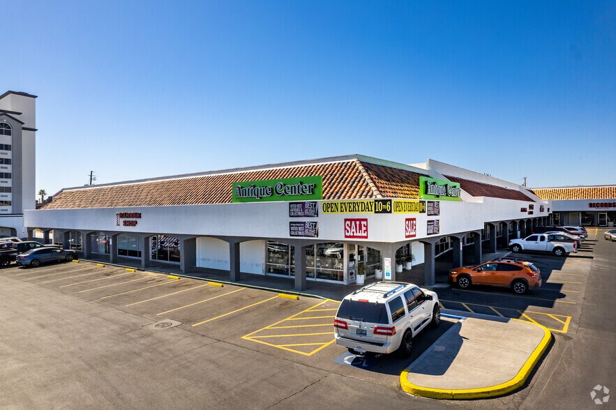 More Photos Of 500-640 S Decatur Blvd, Las Vegas Unknown For Lease