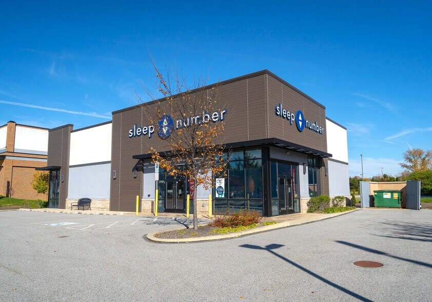 More Photos Of 215 N Pottstown Pike, Exton Storefront For Sale