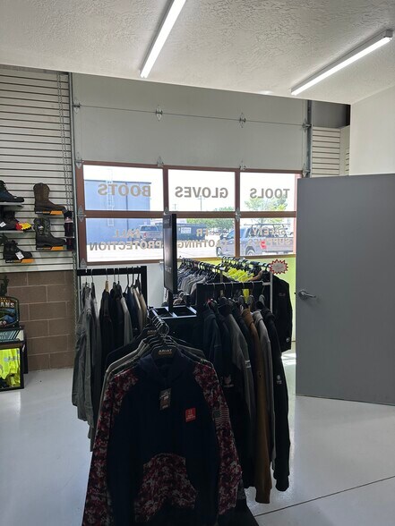 More Photos Of 2187 W Printers Row, West Valley City Warehouse For Lease