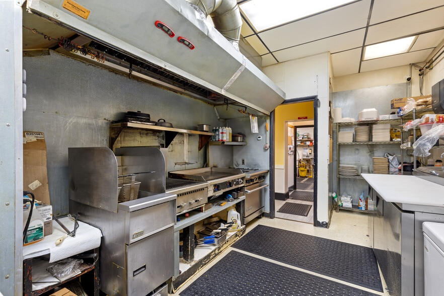 More Photos Of 24 Main st, Three Forks General Retail For Sale