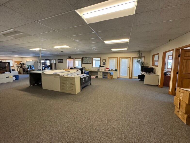 More Photos Of 210-212 Beaver Brook Canyon Rd, Evergreen Light Distribution For Sale