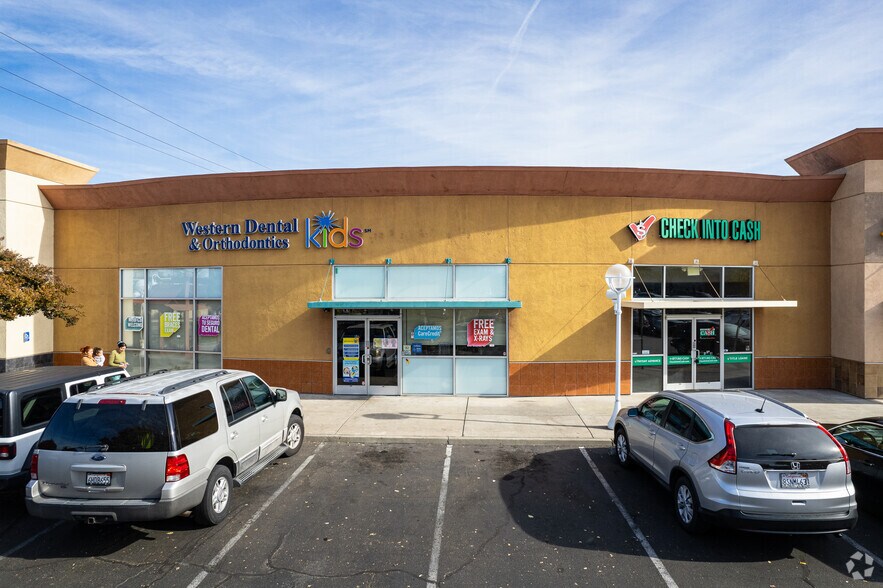 More Photos Of 718-760 W Hammer Ln, Stockton Unknown For Lease