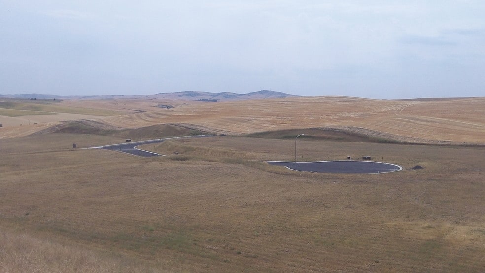 More Photos Of 2025 SE Grande Ronde Ct, Pullman Land For Sale