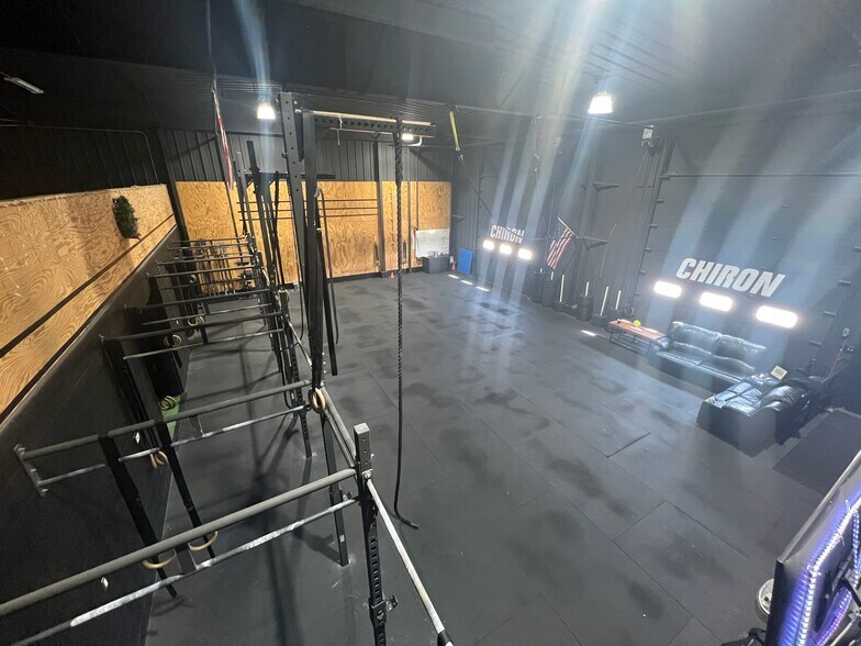 More Photos Of 720 S Taft Ave, Mason City Truck Terminal For Sale