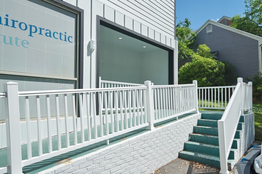 More Photos Of 3375 Capital Cir NE, Tallahassee Office For Sale