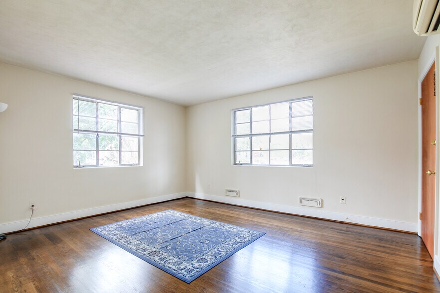 More Photos Of 3230 W Grace St, Richmond Apartments For Sale