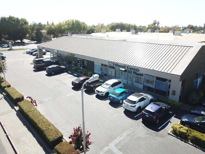 More Photos Of 106-108 W Main St, Woodland General Retail For Sale