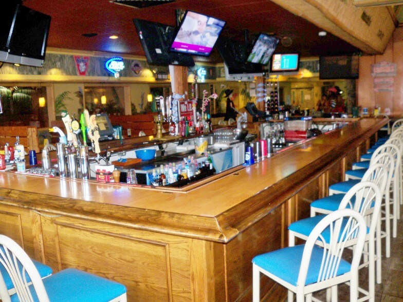 901 Dual Hwy, Hagerstown, MD 21740 Restaurant For Sale