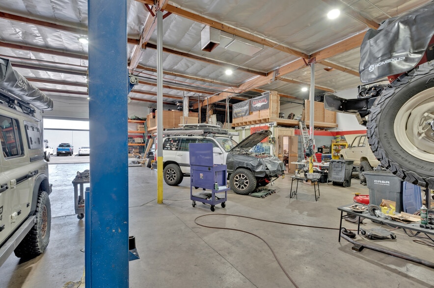 More Photos Of 23231 Vista Grande Dr, Laguna Hills Warehouse For Sale