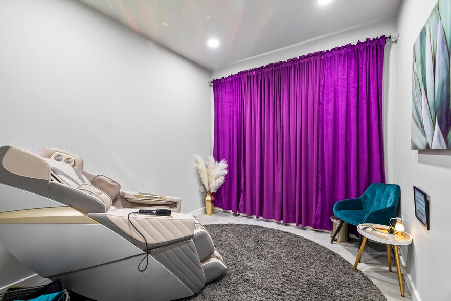 More Photos Of 4406 Judson Rd, Longview General Retail For Sale