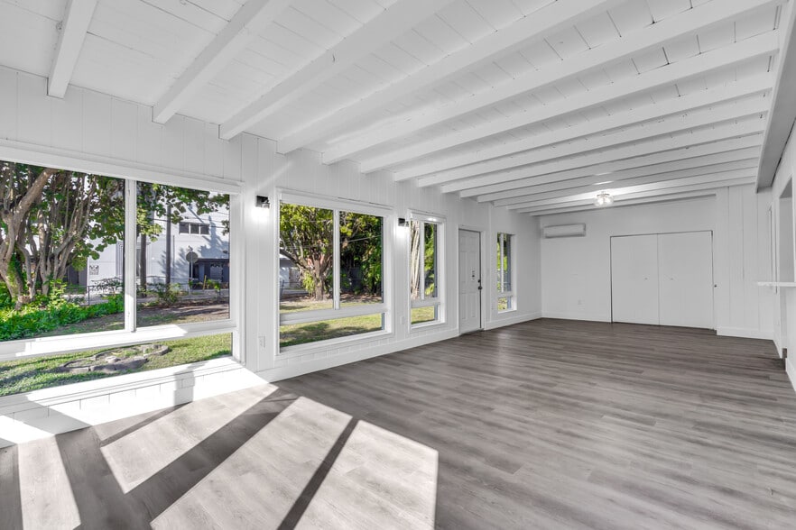 More Photos Of 648 South Dr, Miami Springs Medical For Lease