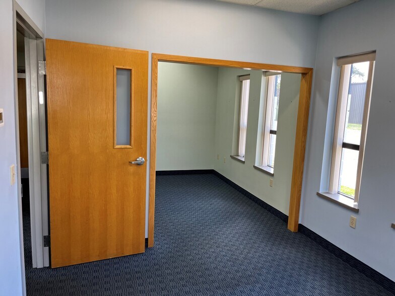 More Photos Of 156 Manufacturers Dr, Holland Manufacturing For Sale