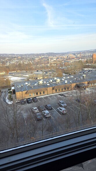 More Photos Of 60 Westwood Ave, Waterbury Medical For Sale