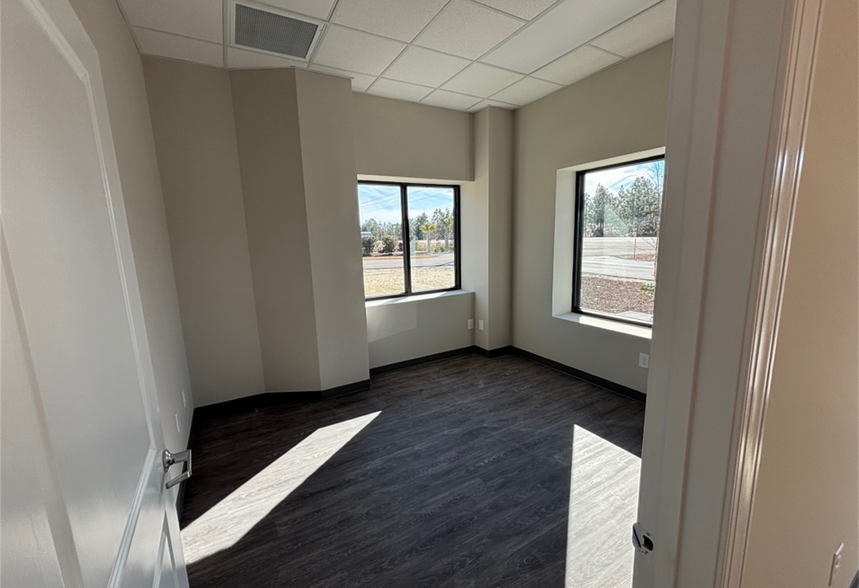 More Photos Of 4270 US Highway 421 Hwy N, Wilmington Unknown For Lease