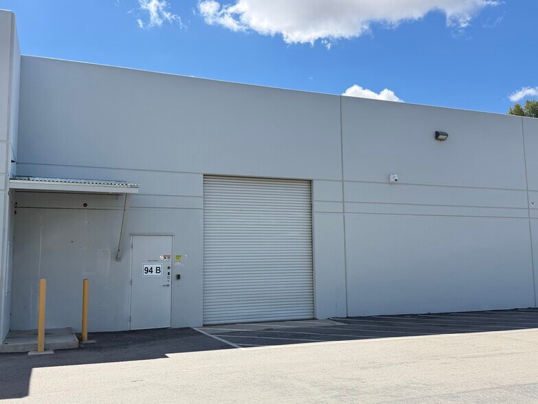More Photos Of 94 W Cochran St, Simi Valley Research And Development For Sale