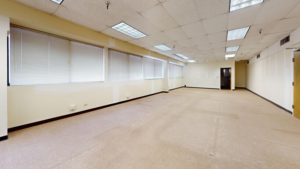 More Photos Of 1542 Young St, Honolulu Office Residential For Sale