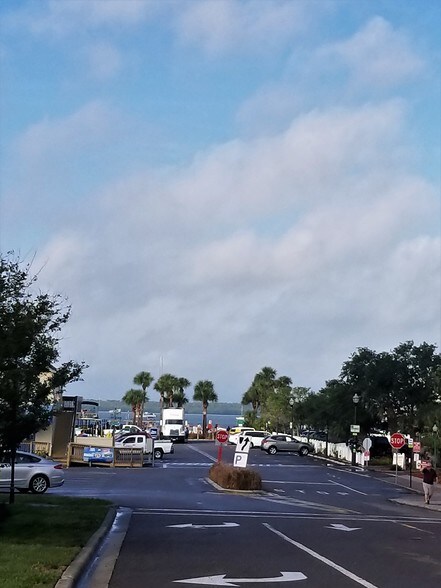 More Photos Of 748 Broadway, Dunedin Storefront Retail Office For Lease