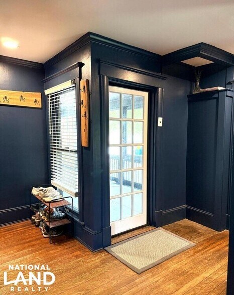 More Photos Of 4 S 1st St, Denton Specialty For Sale