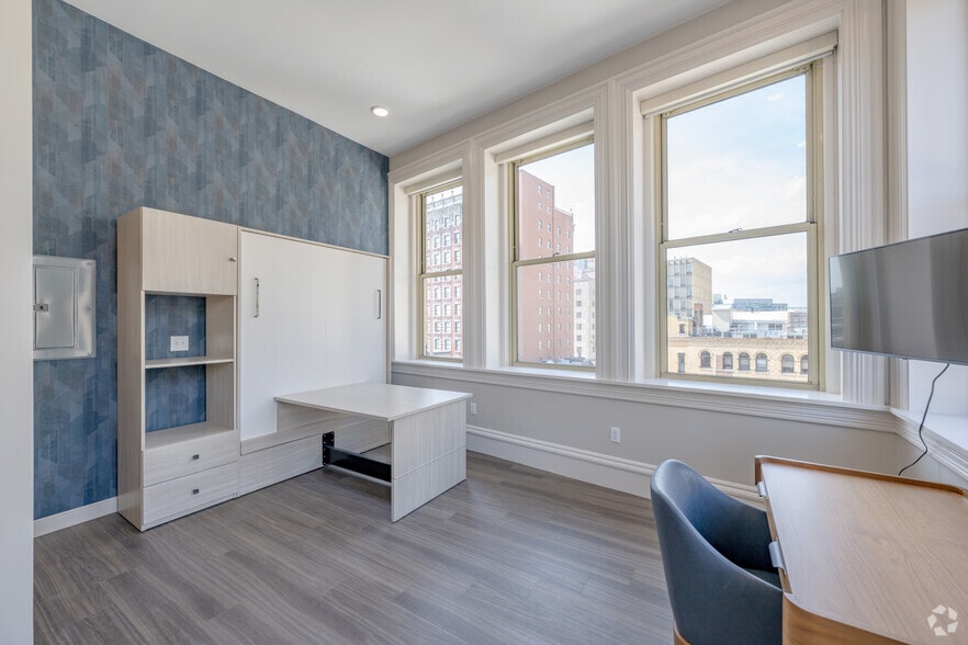 More Photos Of 82-90 Weybosset St, Providence Apartments For Lease