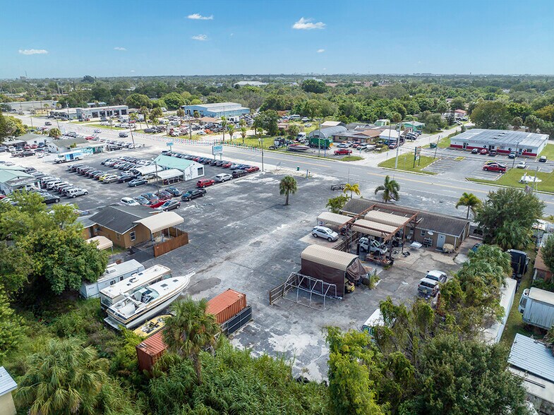 More Photos Of 1944 Aurora Rd, Melbourne General Retail For Sale