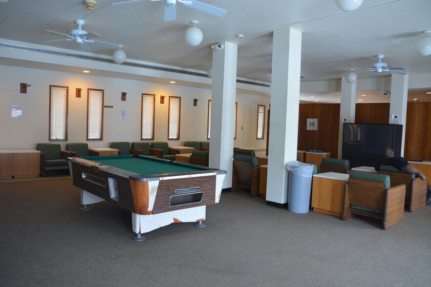 More Photos Of 286 Marshall Ave, Saint Paul Dormitory For Sale